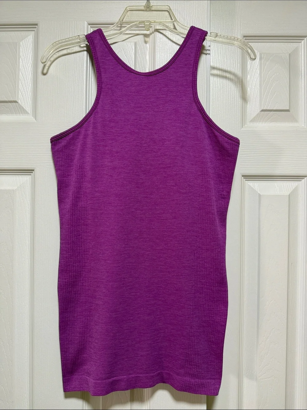 Lululemon Seamlessly Tank Top Built in Bra Long Berry Pink Purple - Size 10